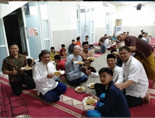Buka Puasa Terakhir di Bulan Ramadhan